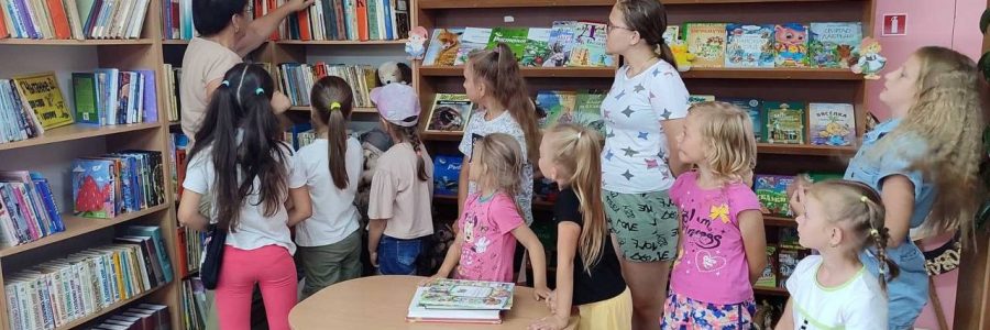 В День знаний библиотеки Пинского района приглашают в мир книг!