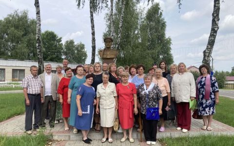 Клуб ветеранов отрасли культуры «Надежда»